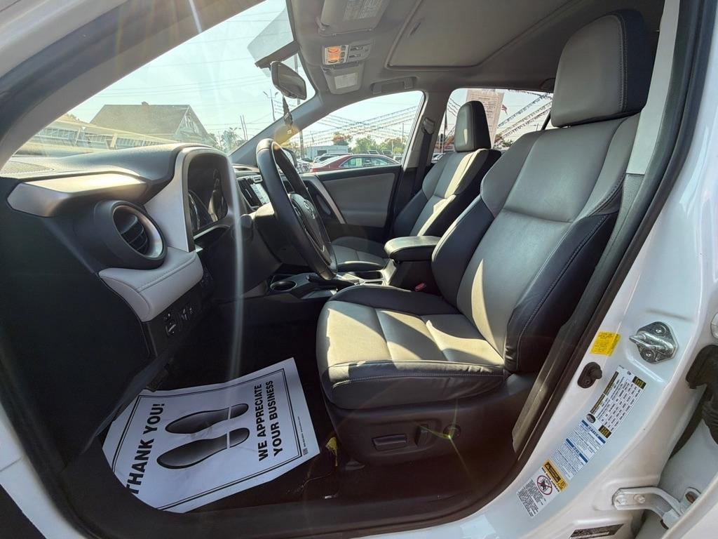 Toyota RAV4 AWD 4dr Limited (Natl) 2014