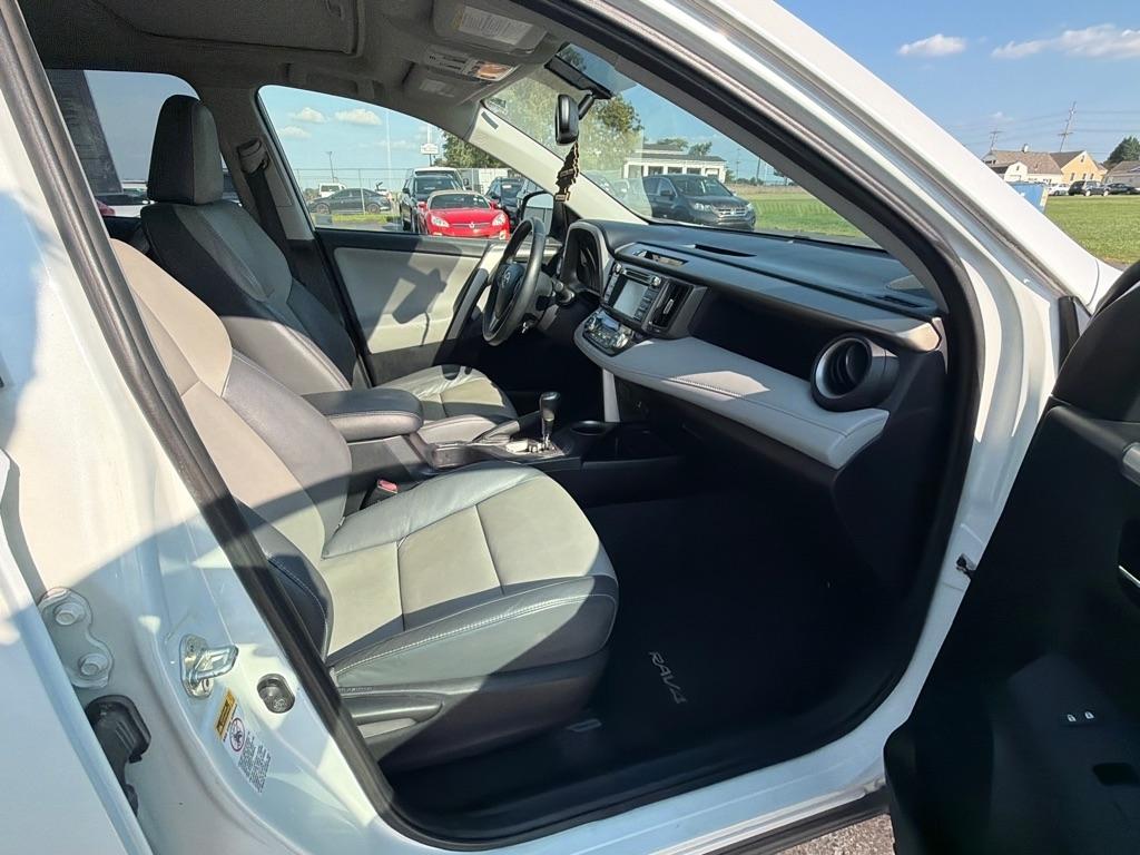 Toyota RAV4 AWD 4dr Limited (Natl) 2014