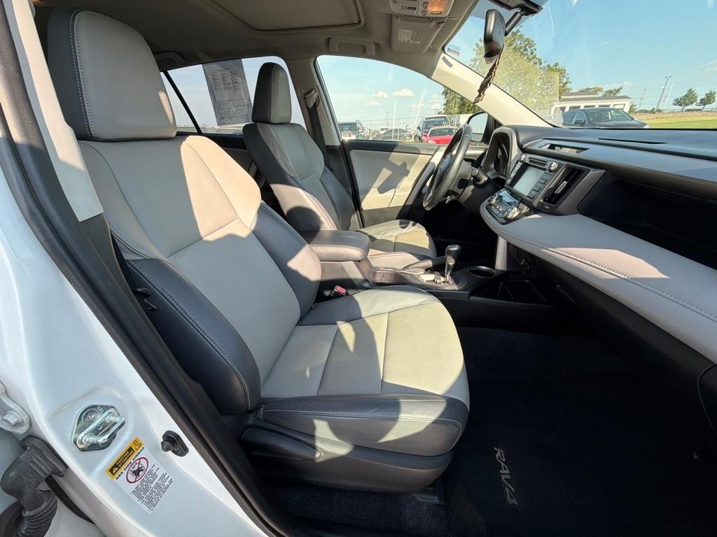 Toyota RAV4 AWD 4dr Limited (Natl) 2014
