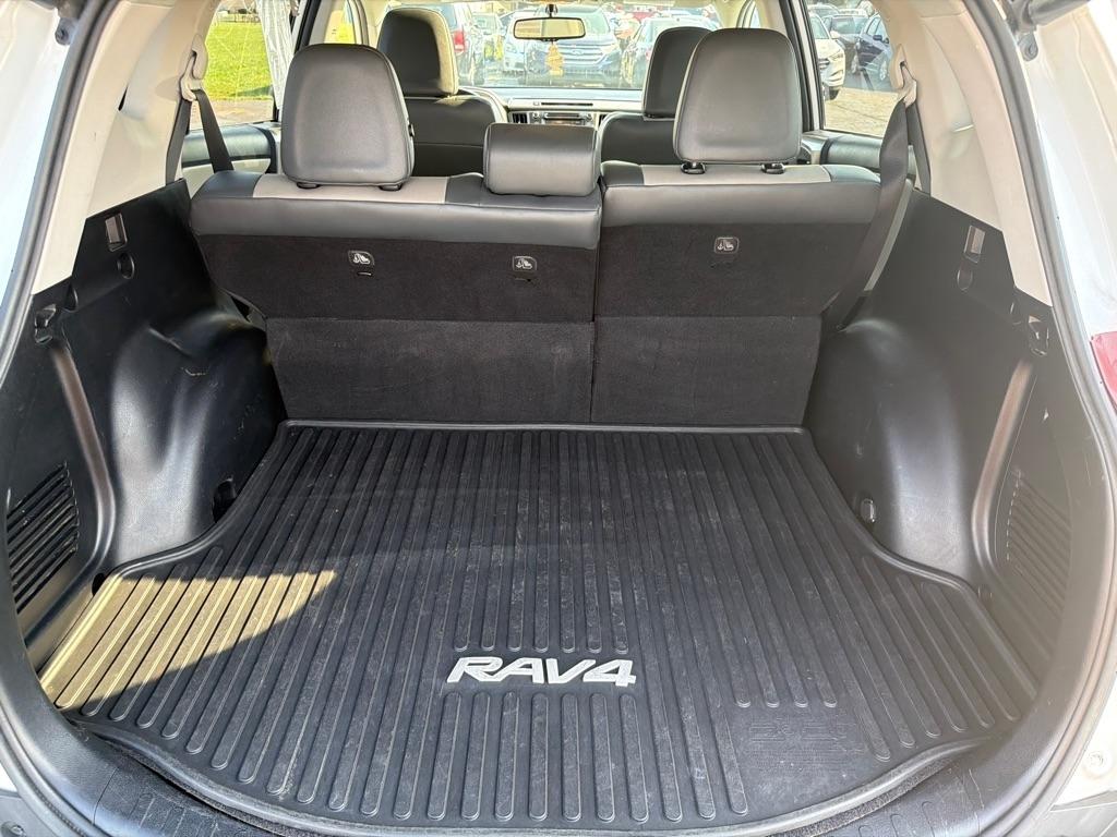 Toyota RAV4 AWD 4dr Limited (Natl) 2014