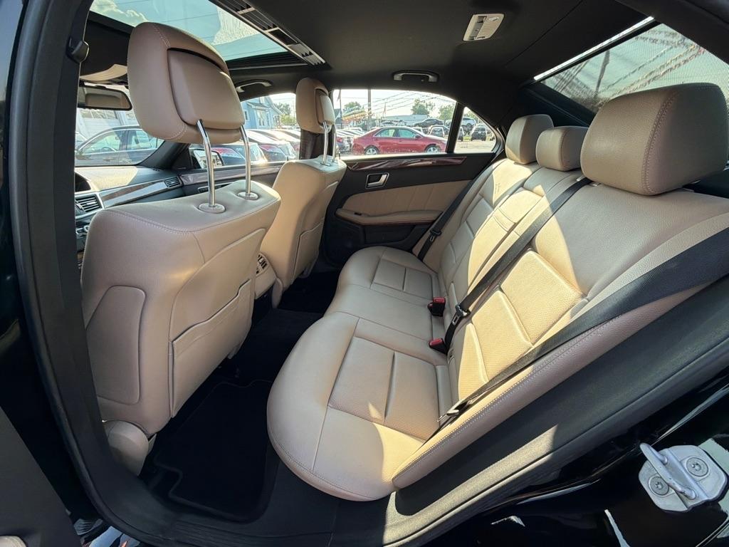 Mercedes-Benz E-Class 4dr Sdn E 350 Sport 4MATIC 2012