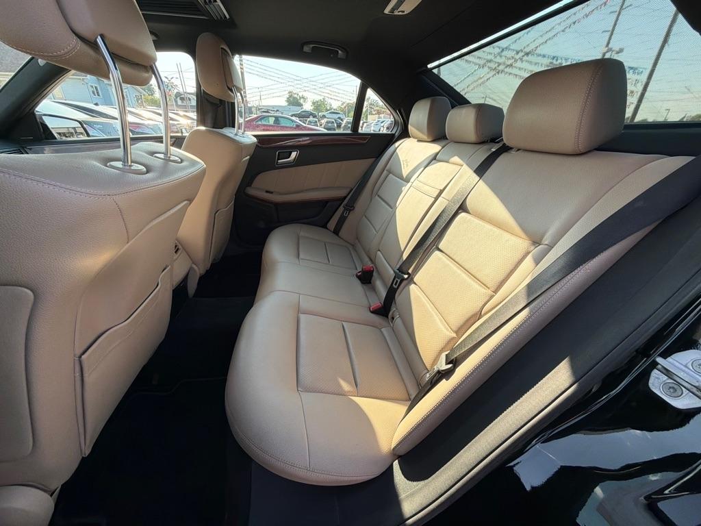 Mercedes-Benz E-Class 4dr Sdn E 350 Sport 4MATIC 2012