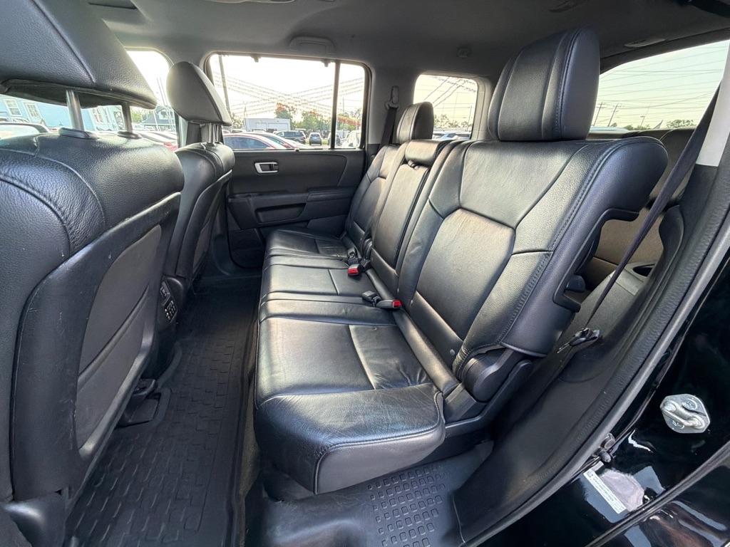 Honda Pilot 4WD 4dr Touring w/RES & Navi 2015