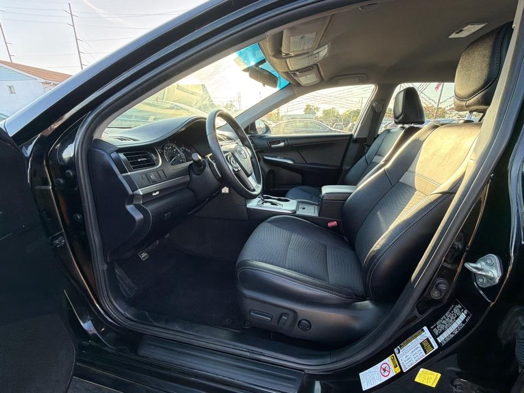 Toyota Camry 2014.5 4dr Sdn I4 Auto SE Sport (Natl) 2014