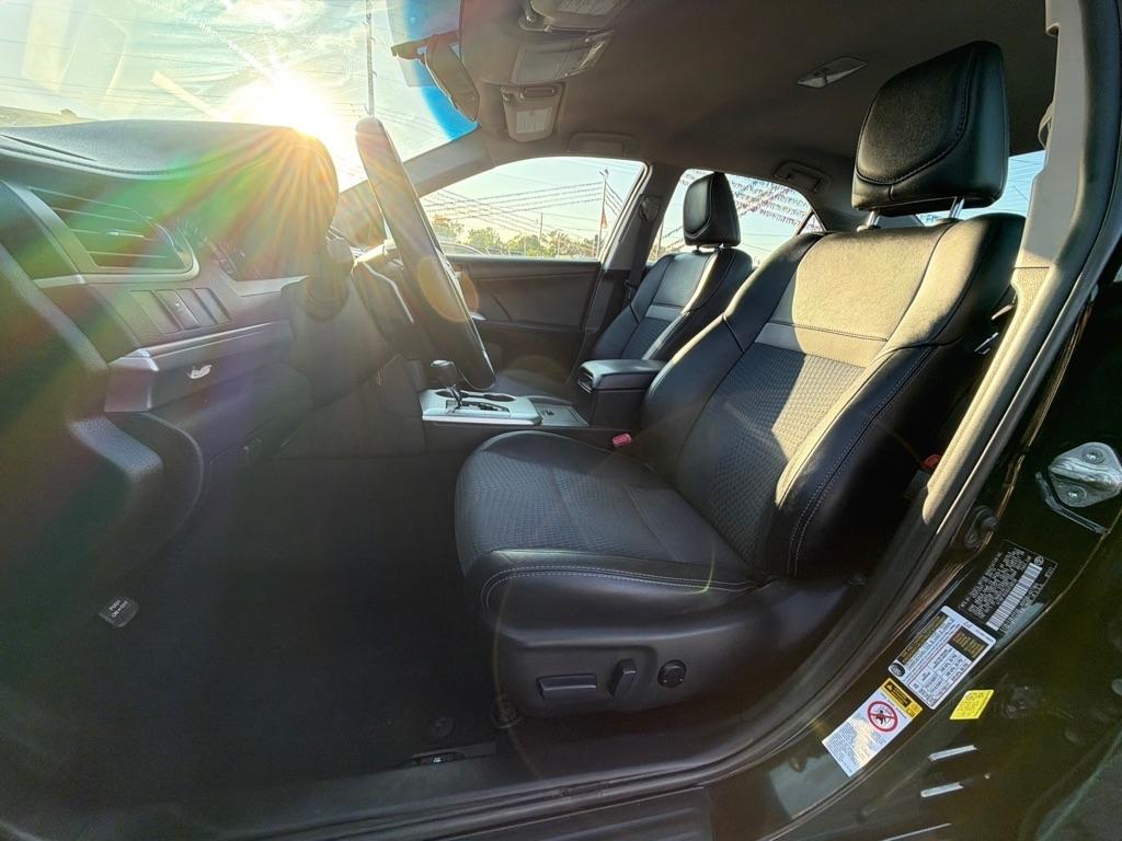 Toyota Camry 2014.5 4dr Sdn I4 Auto SE Sport (Natl) 2014