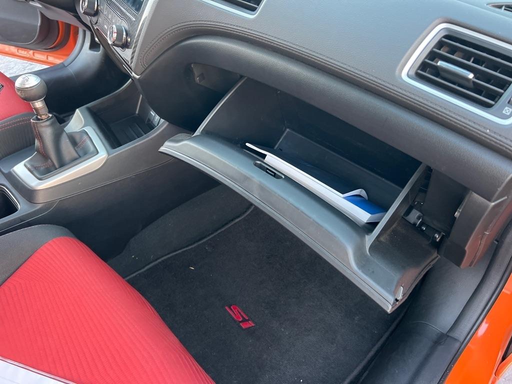 Honda Civic Coupe 2dr Man Si 2015