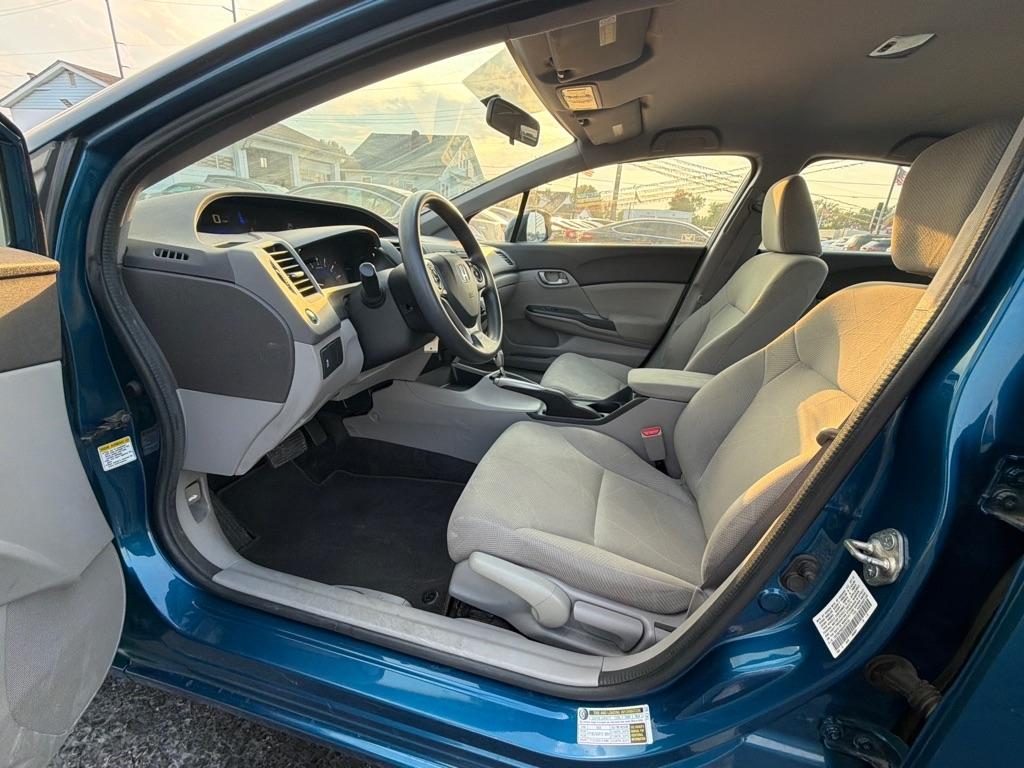 Honda Civic Sdn 4dr Auto LX 2012