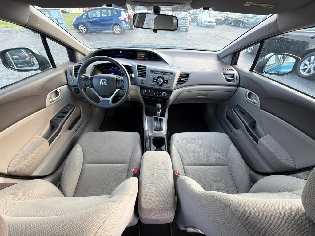 Honda Civic Sdn 4dr Auto LX 2012