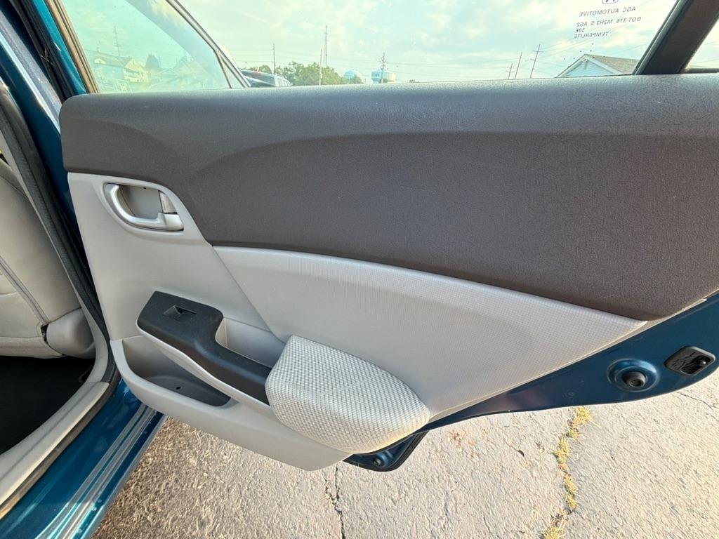 Honda Civic Sdn 4dr Auto LX 2012