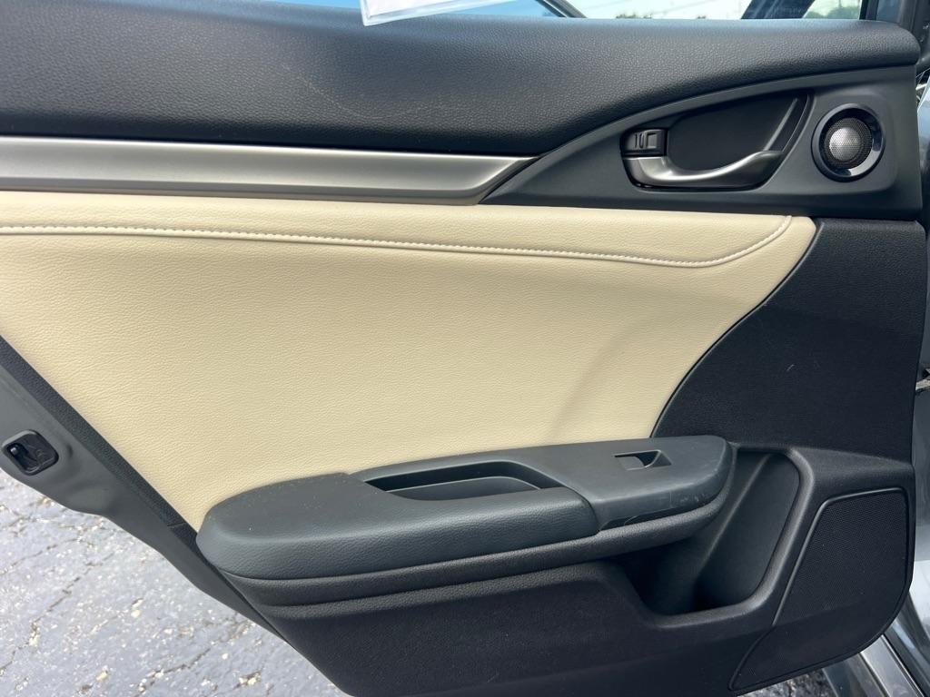 Honda Civic Hatchback Sport Touring CVT 2017
