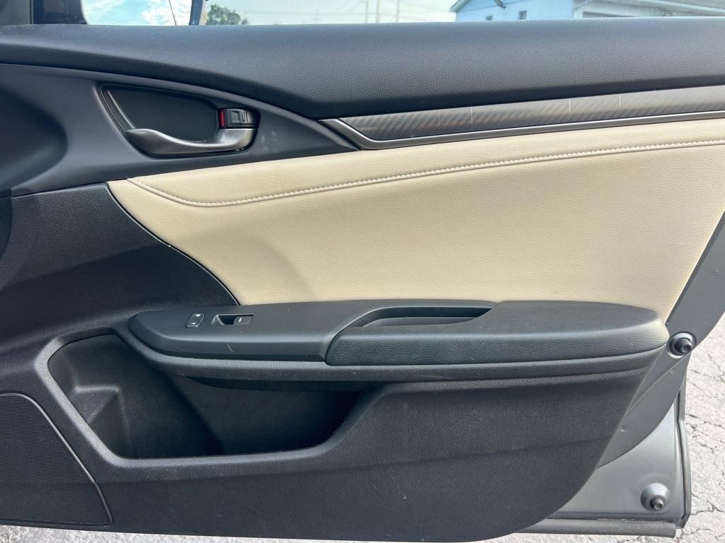 Honda Civic Hatchback Sport Touring CVT 2017