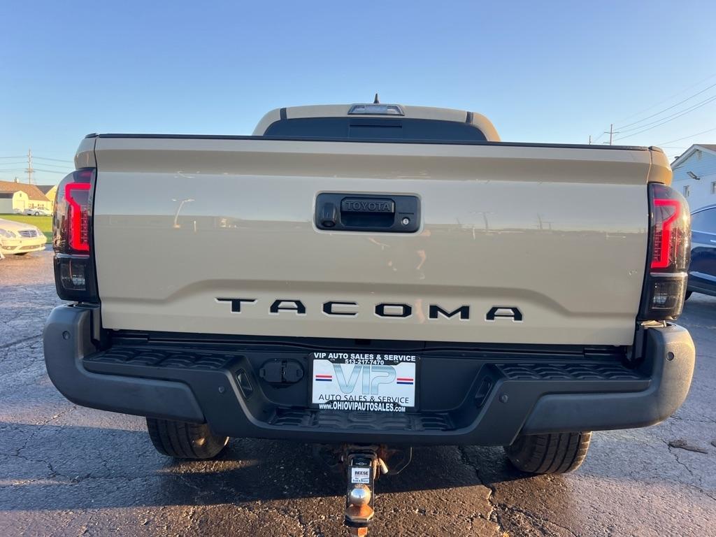 Toyota Tacoma TRD Off Road Double Cab 5' Bed V6 4x4 MT (Natl) 2017