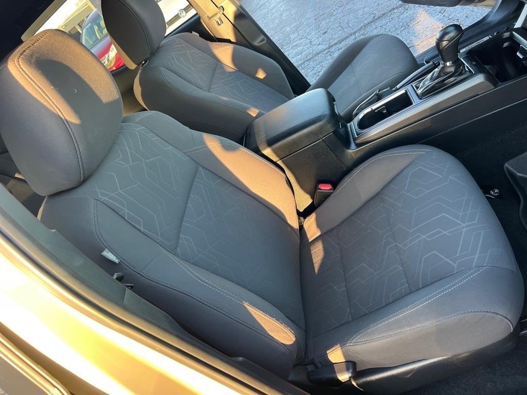 Toyota Tacoma TRD Off Road Double Cab 5' Bed V6 4x4 MT (Natl) 2017