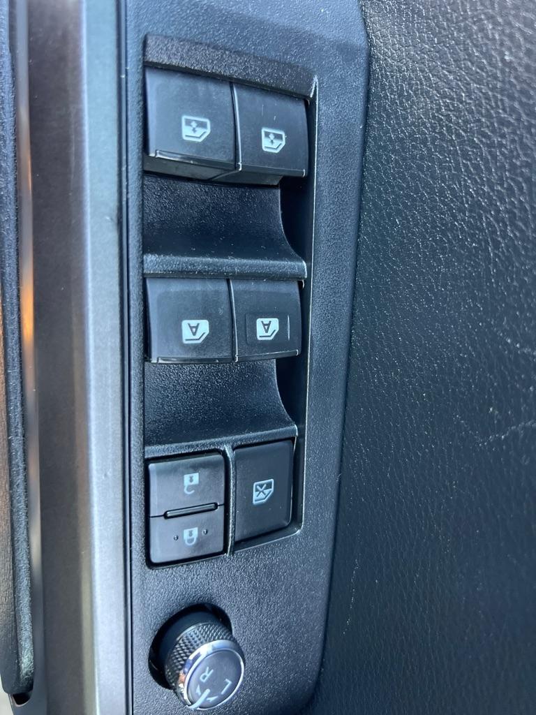 Toyota Tacoma TRD Off Road Double Cab 5' Bed V6 4x4 MT (Natl) 2017