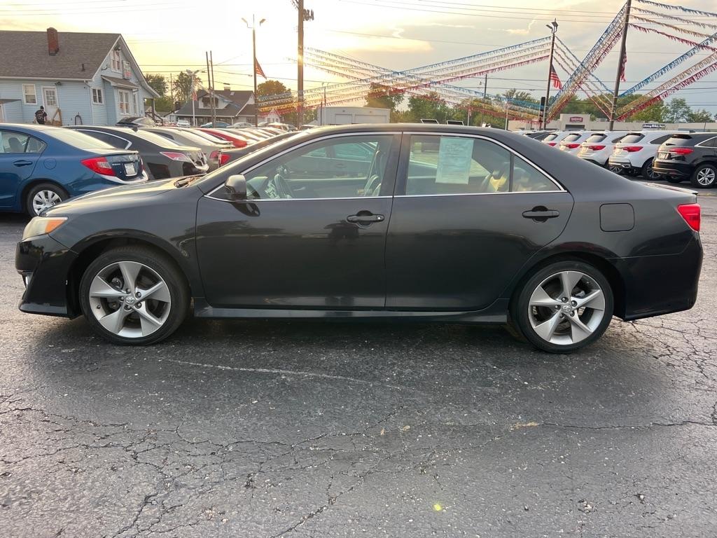 Toyota Camry 4dr Sdn V6 Auto XLE (Natl) 2012