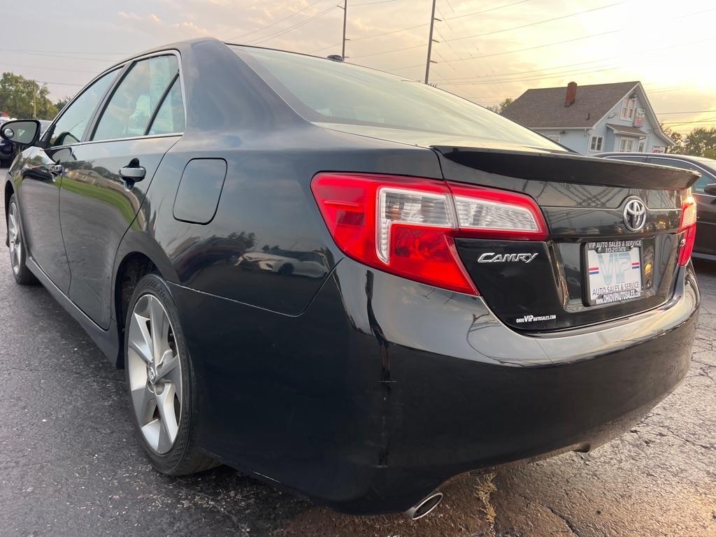 Toyota Camry 4dr Sdn V6 Auto XLE (Natl) 2012