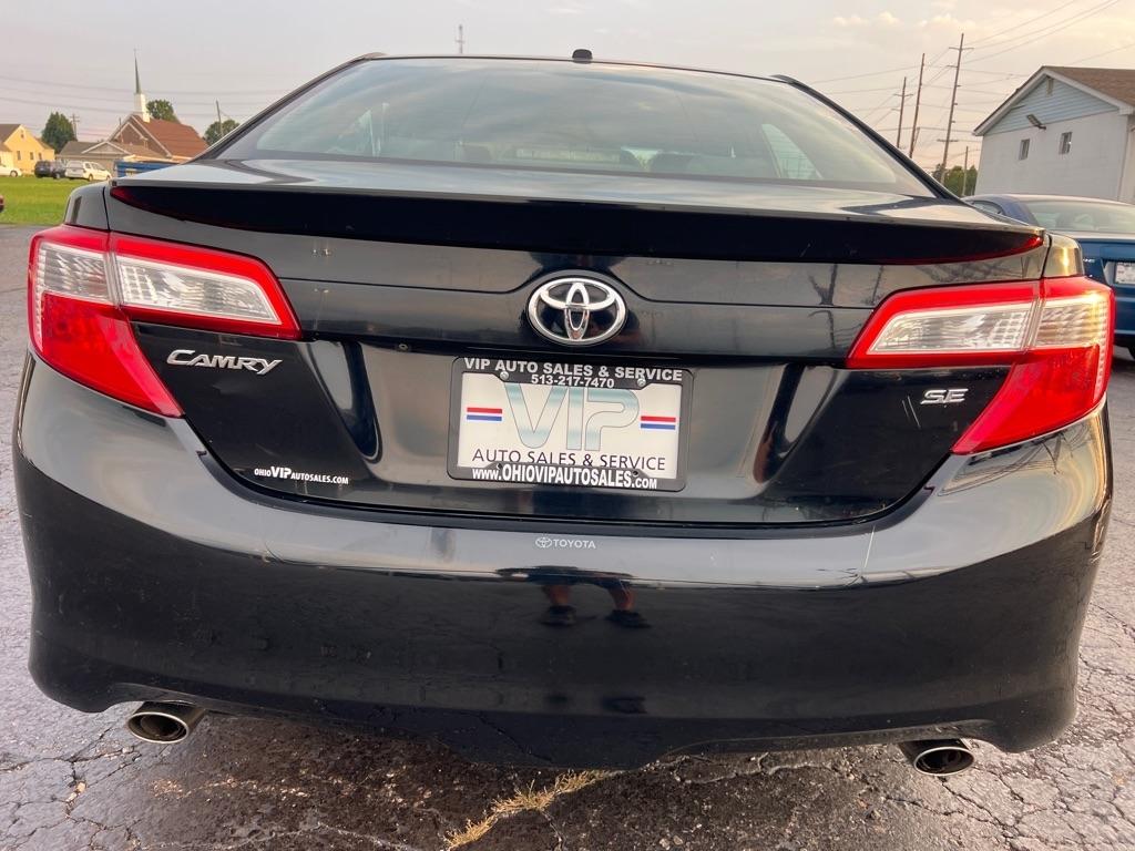 Toyota Camry 4dr Sdn V6 Auto XLE (Natl) 2012