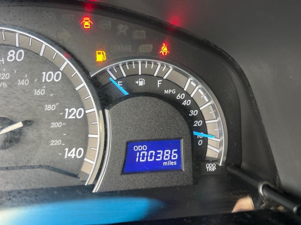 Toyota Camry 4dr Sdn V6 Auto XLE (Natl) 2012