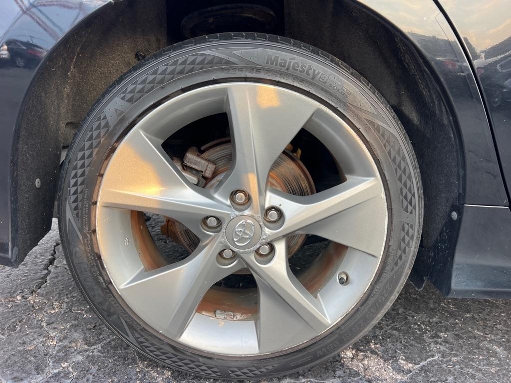 Toyota Camry 4dr Sdn V6 Auto XLE (Natl) 2012