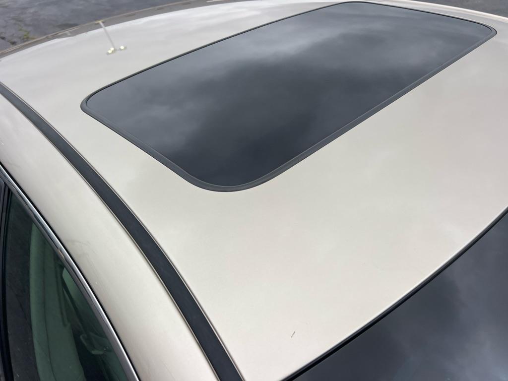 Toyota Camry 4dr Sdn I4 Auto XLE (Natl) 2007