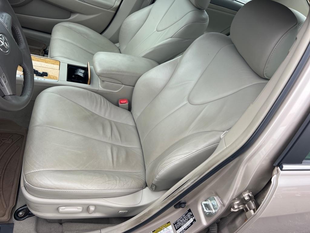 Toyota Camry 4dr Sdn I4 Auto XLE (Natl) 2007