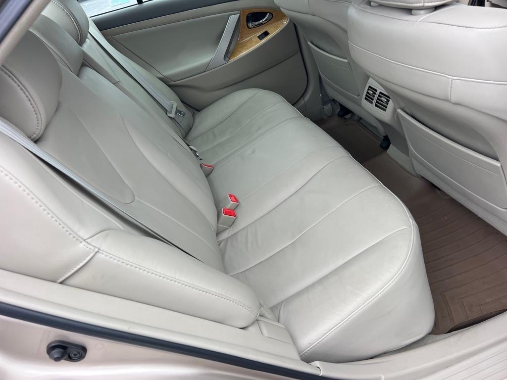 Toyota Camry 4dr Sdn I4 Auto XLE (Natl) 2007
