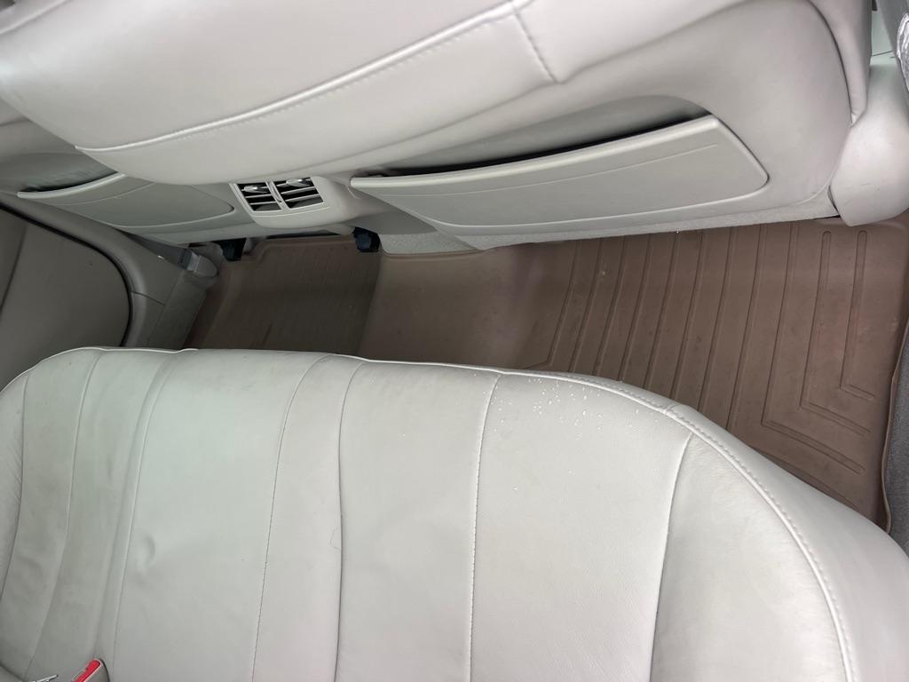 Toyota Camry 4dr Sdn I4 Auto XLE (Natl) 2007