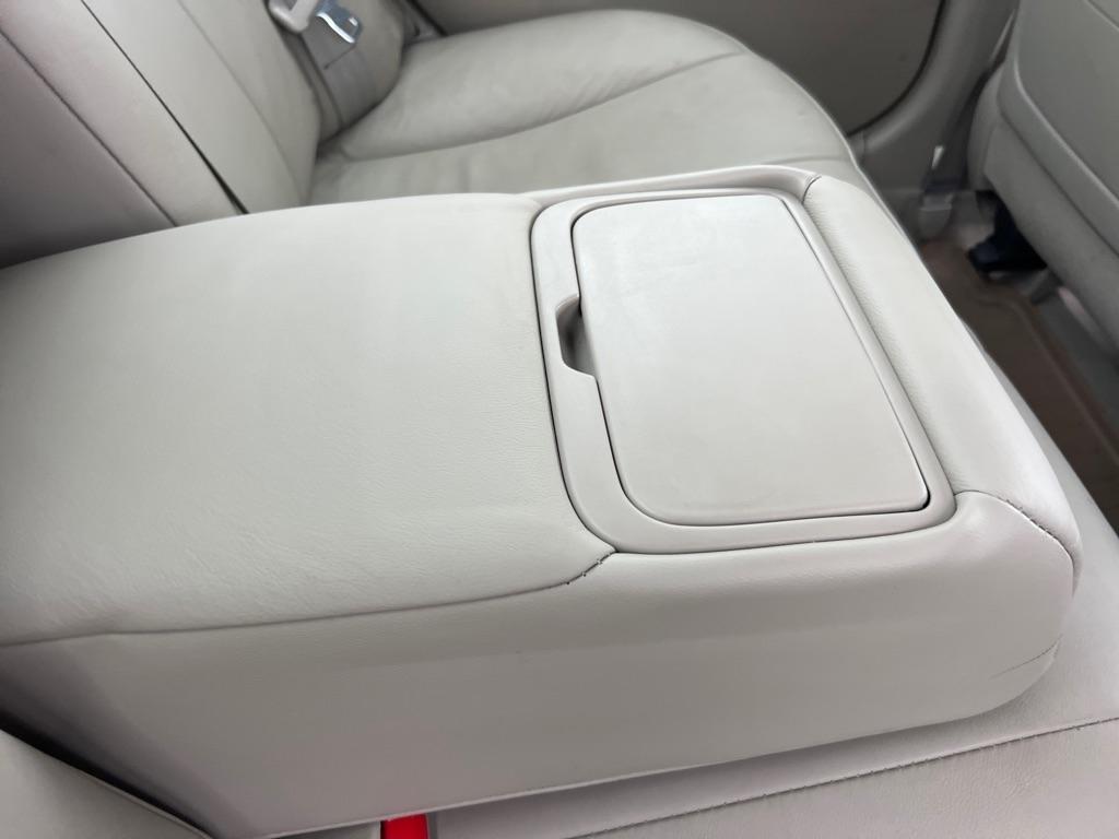 Toyota Camry 4dr Sdn I4 Auto XLE (Natl) 2007