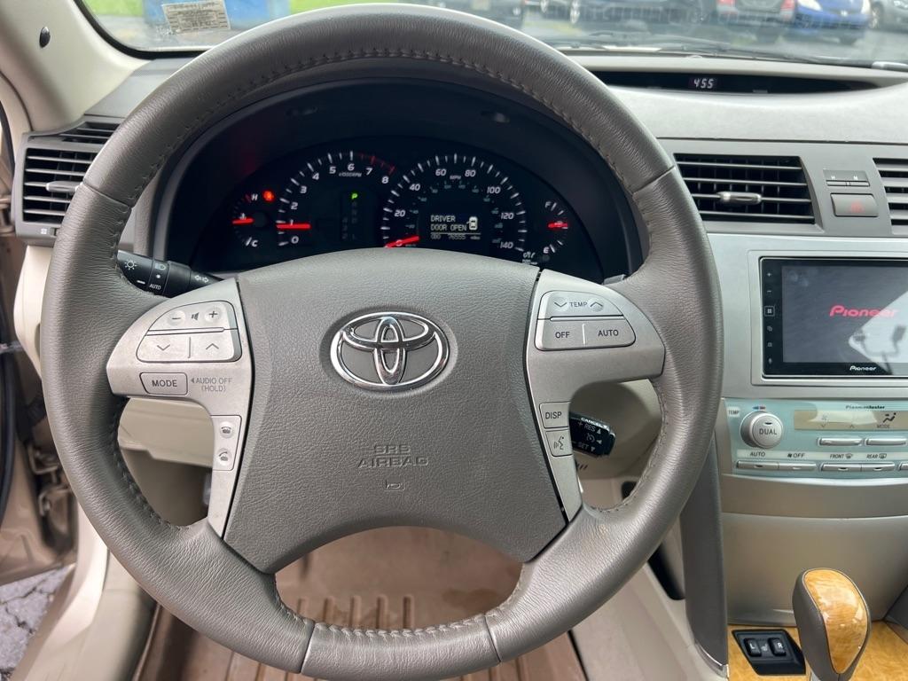 Toyota Camry 4dr Sdn I4 Auto XLE (Natl) 2007