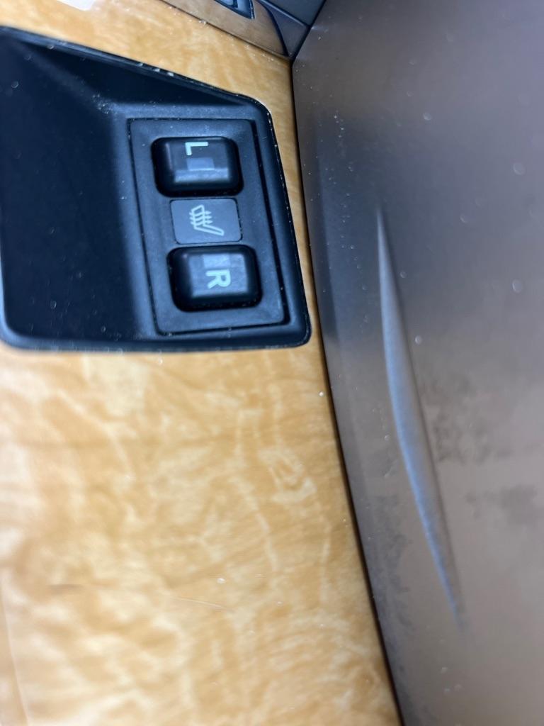 Toyota Camry 4dr Sdn I4 Auto XLE (Natl) 2007