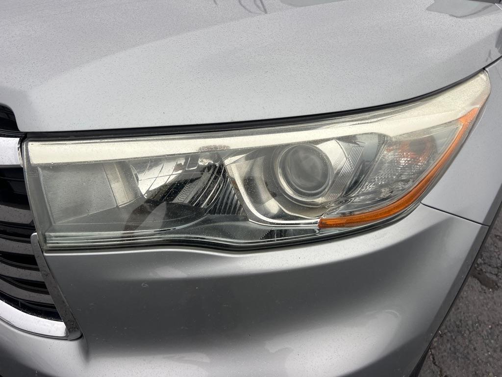 Toyota Highlander AWD 4dr V6 Limited (Natl) 2015
