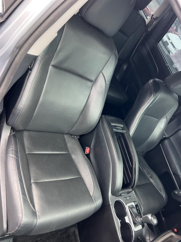 Toyota Highlander AWD 4dr V6 Limited (Natl) 2015
