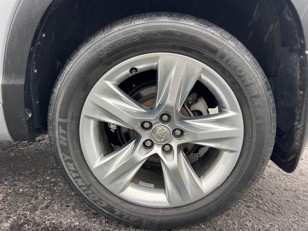 Toyota Highlander AWD 4dr V6 Limited (Natl) 2015