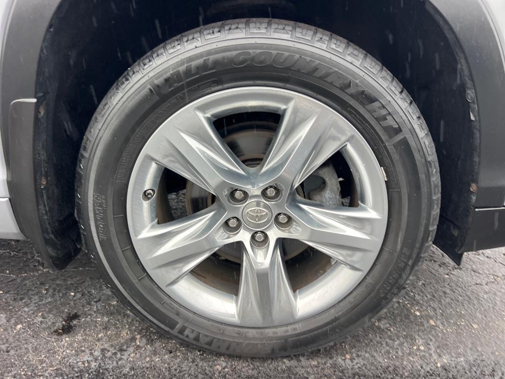 Toyota Highlander AWD 4dr V6 Limited (Natl) 2015