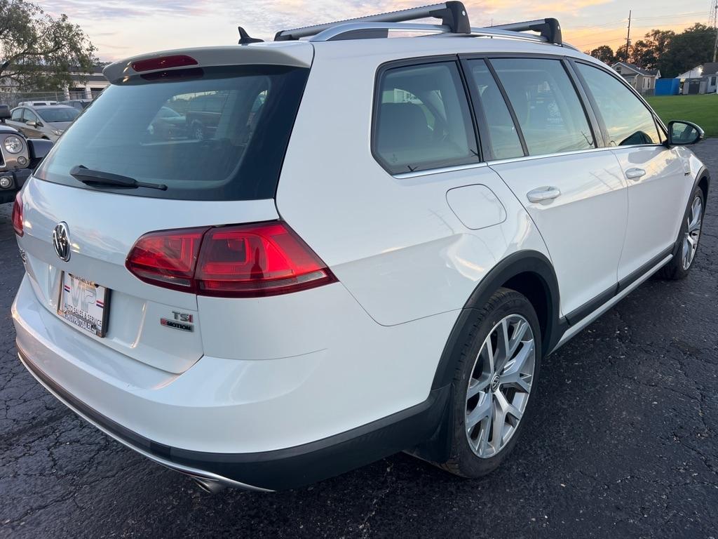 Volkswagen Golf Alltrack 1.8T SEL DSG 2017