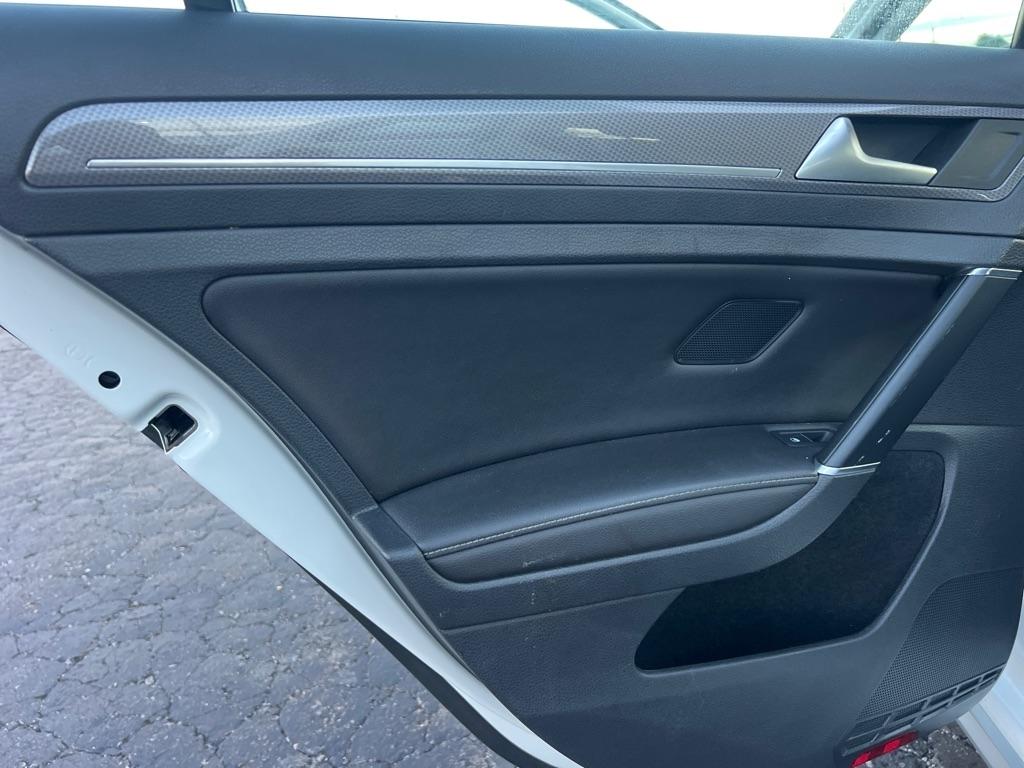 Volkswagen Golf Alltrack 1.8T SEL DSG 2017