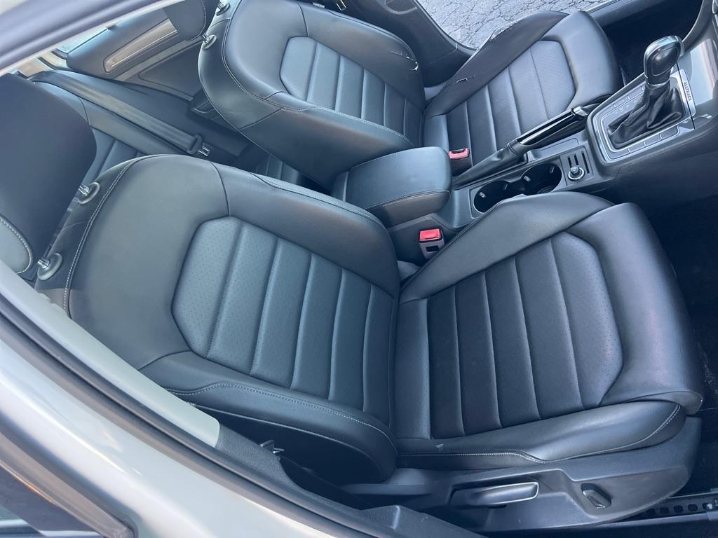 Volkswagen Golf Alltrack 1.8T SEL DSG 2017