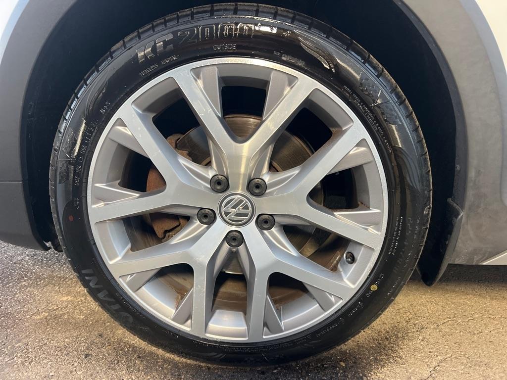 Volkswagen Golf Alltrack 1.8T SEL DSG 2017
