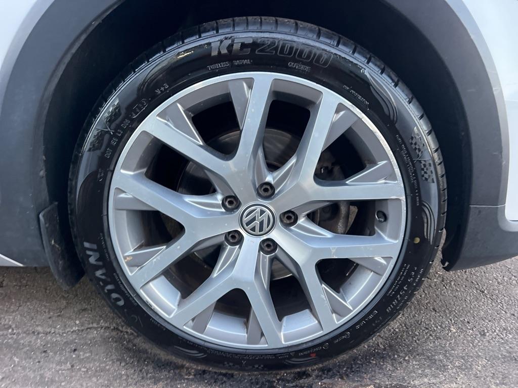 Volkswagen Golf Alltrack 1.8T SEL DSG 2017