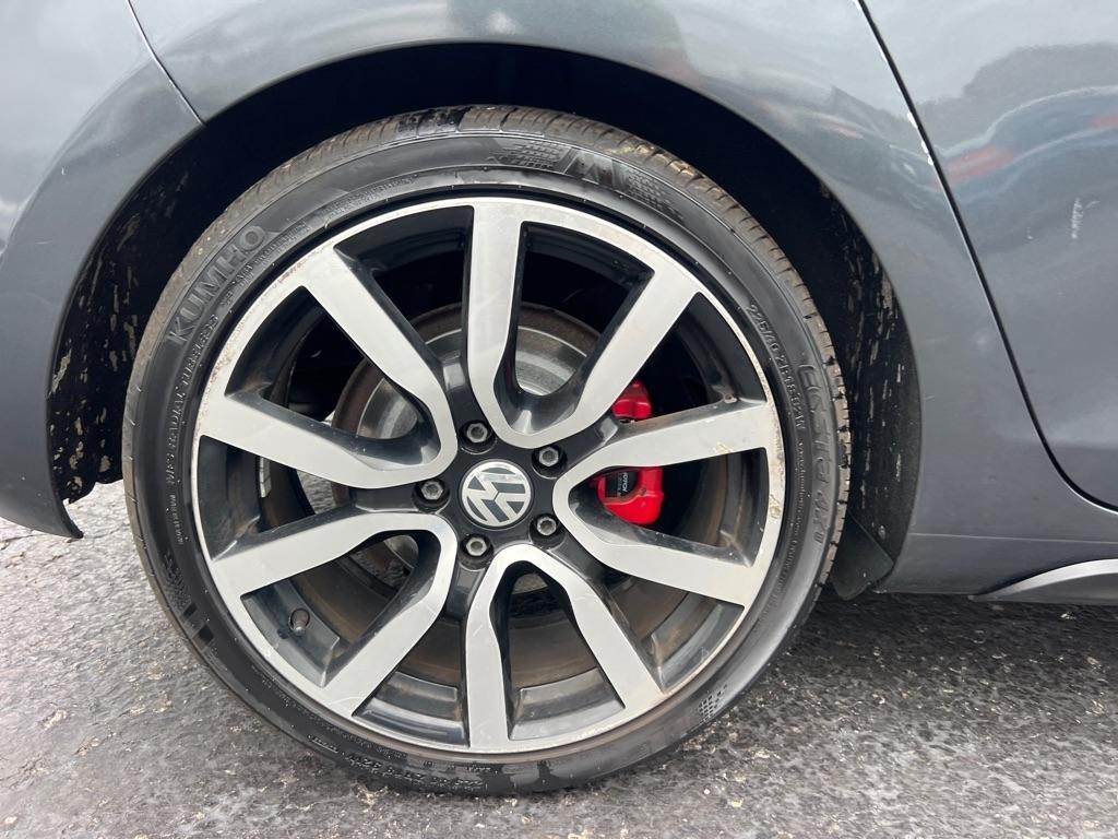 Volkswagen GTI 4dr HB Man Driver's Edition PZEV 2014