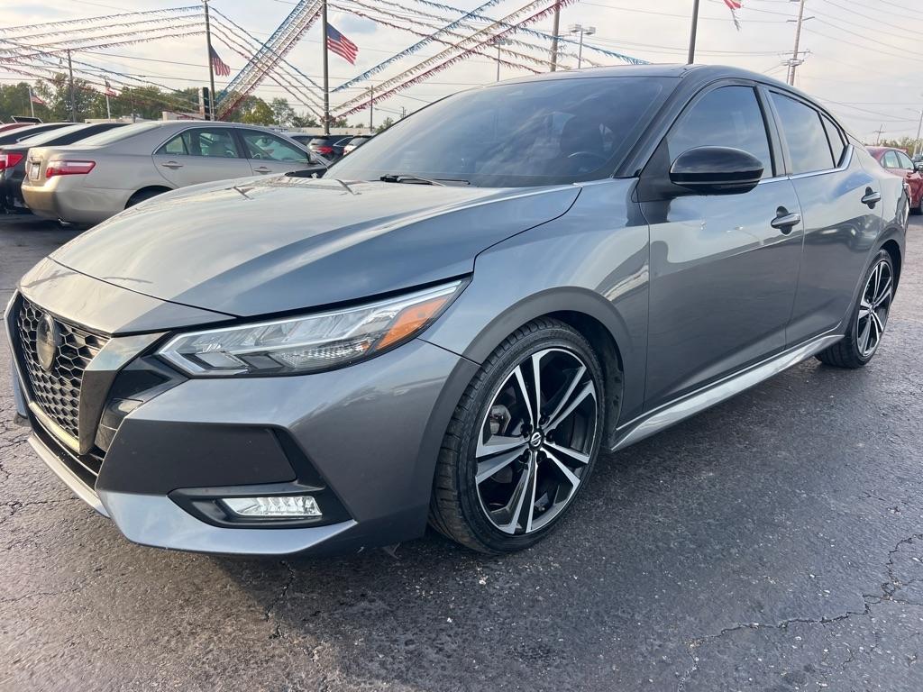 Nissan Sentra SR CVT 2020