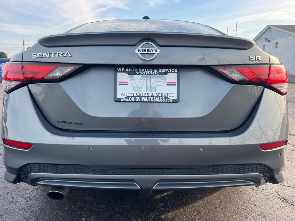 Nissan Sentra SR CVT 2020