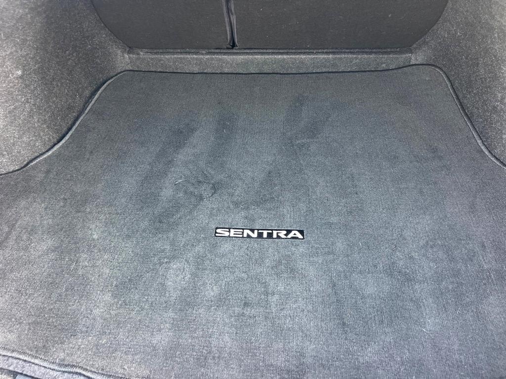 Nissan Sentra SR CVT 2020