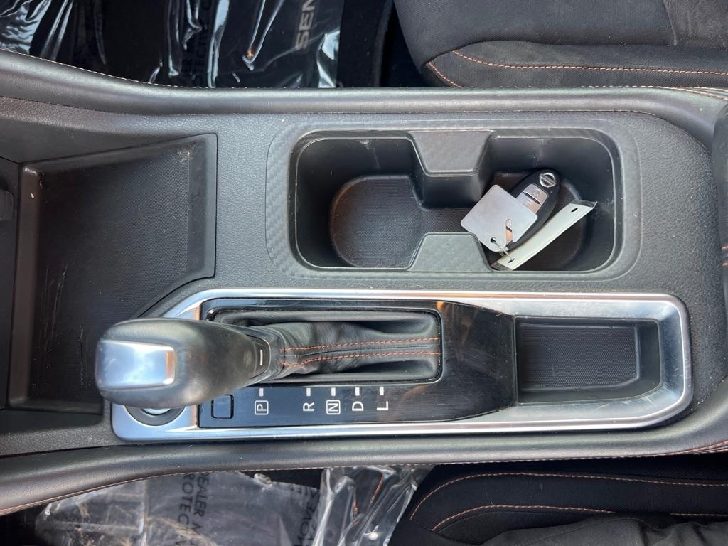 Nissan Sentra SR CVT 2020