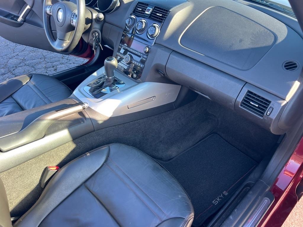Saturn Sky 2dr Conv Red Line Ruby Red SE *Ltd Avail* 2009