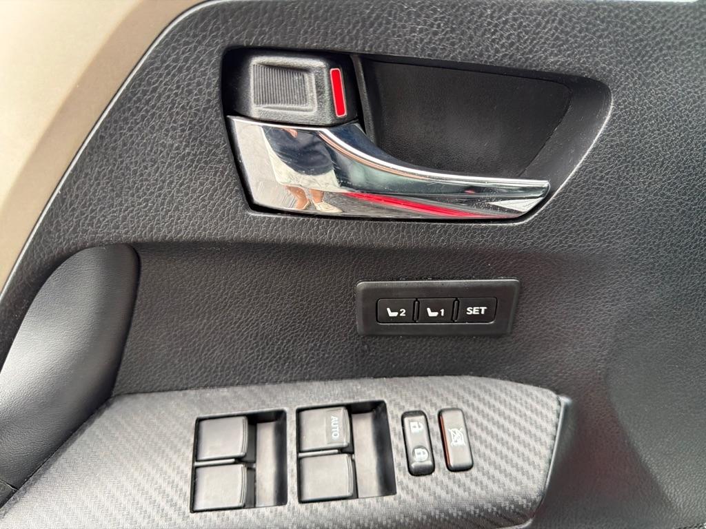 Toyota RAV4 FWD 4dr Limited (Natl) 2013