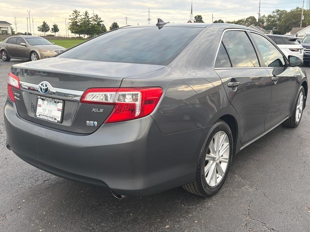 Toyota Camry Hybrid 4dr Sdn XLE (Natl) 2013