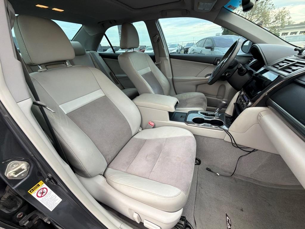 Toyota Camry Hybrid 4dr Sdn XLE (Natl) 2013
