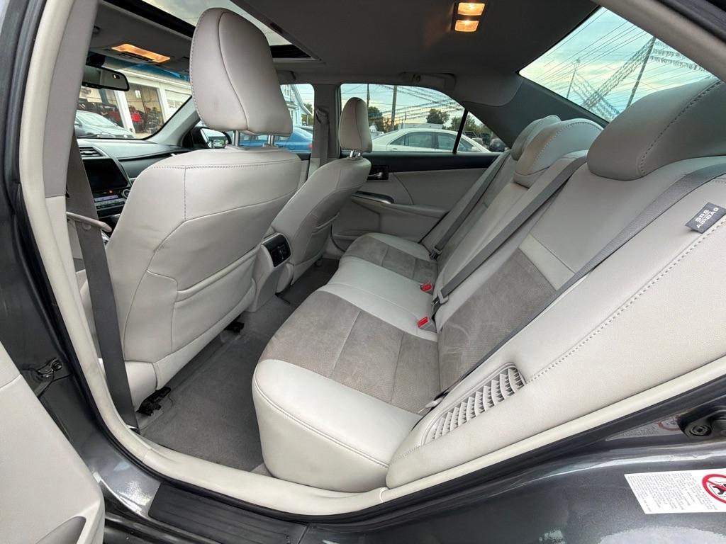 Toyota Camry Hybrid 4dr Sdn XLE (Natl) 2013