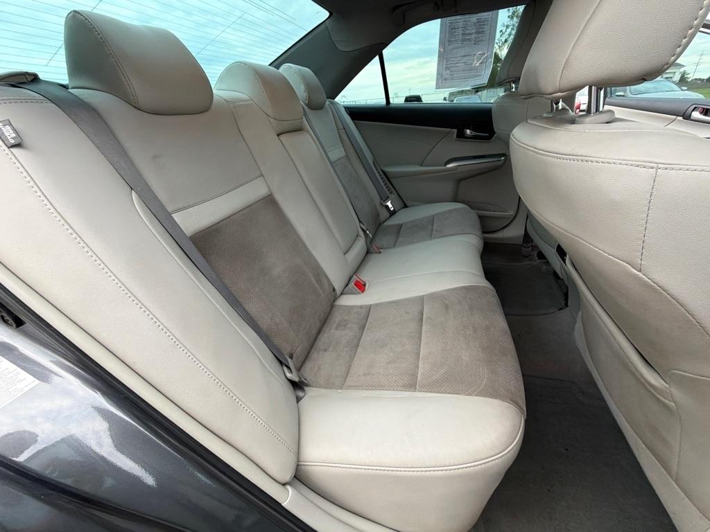 Toyota Camry Hybrid 4dr Sdn XLE (Natl) 2013